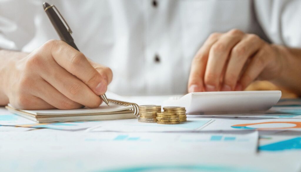 jurnal-trading-dan-evaluasi-risiko-emas